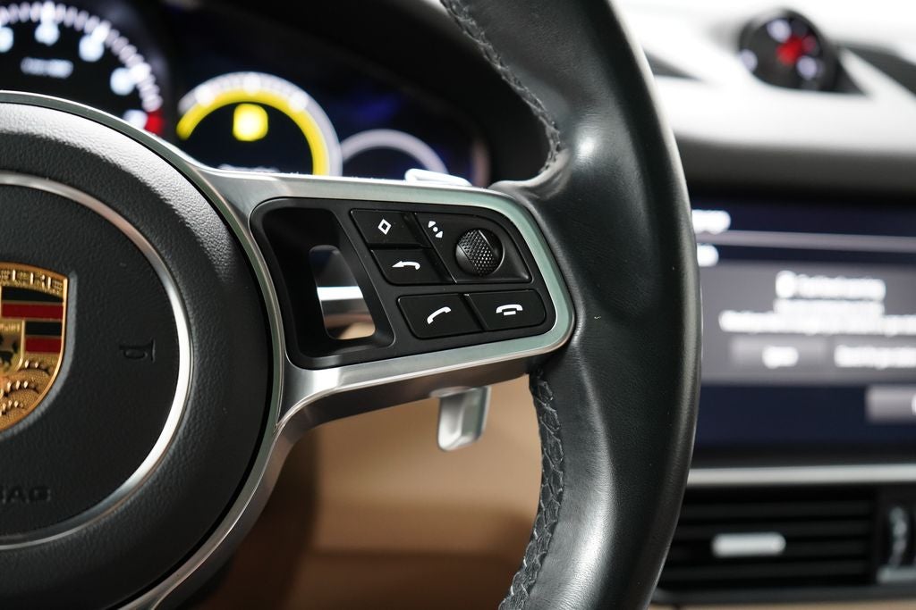 2022 Porsche Cayenne Base