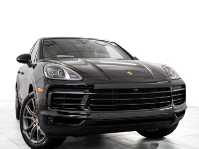 2022 Porsche Cayenne Base