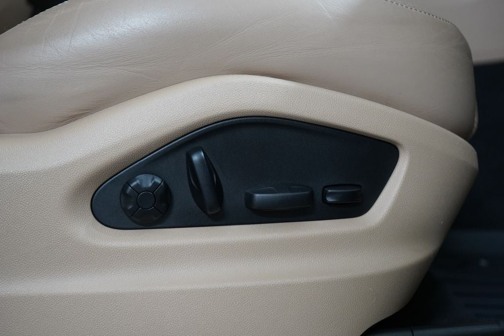 2022 Porsche Cayenne Base