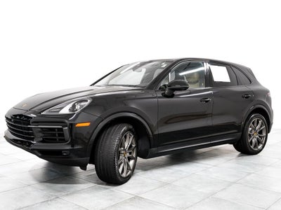 2022 Porsche Cayenne Base