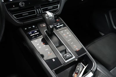 2023 Porsche Macan S