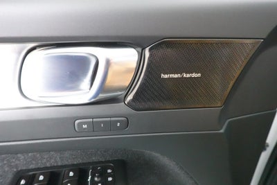 2019 Volvo XC40 Momentum