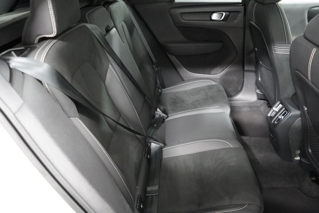 2023 Volvo XC40 Recharge Pure Electric Ultimate