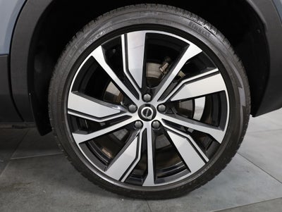 2021 Volvo XC40 Recharge Pure Electric P8