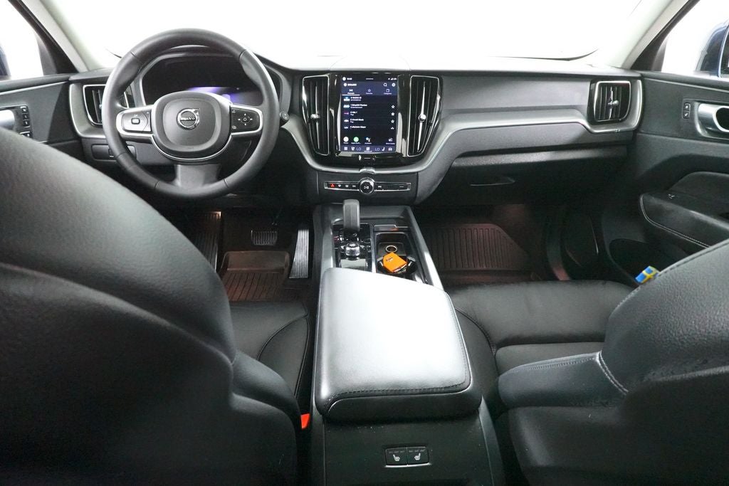 2023 Volvo XC60 B5 Core