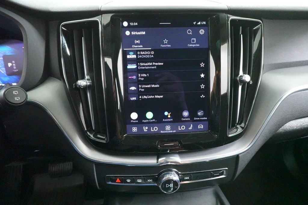 2023 Volvo XC60 B5 Core