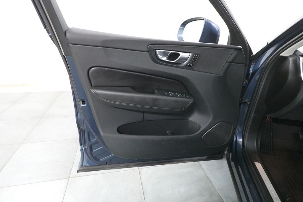 2023 Volvo XC60 B5 Core