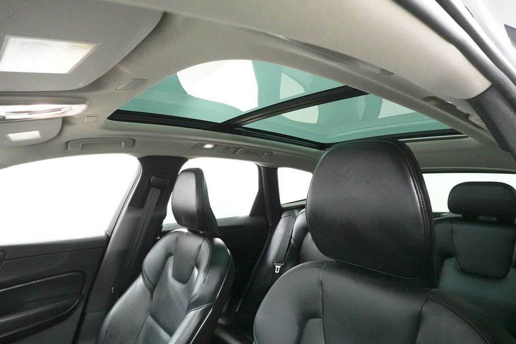 2023 Volvo XC60 B5 Core