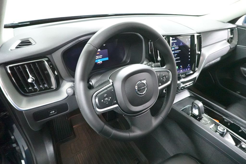 2023 Volvo XC60 B5 Core