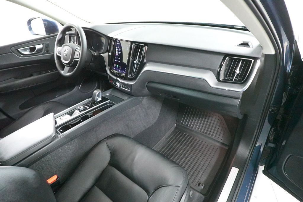 2023 Volvo XC60 B5 Core