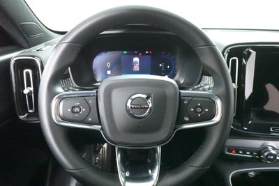 2025 Volvo XC40 Plus Dark Theme