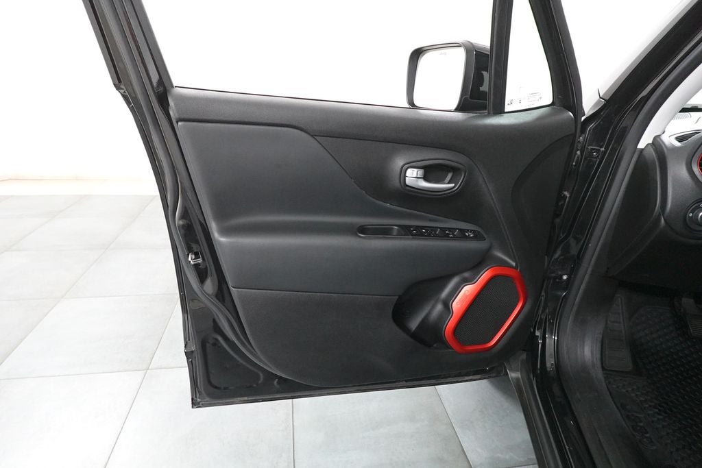 2023 Jeep Renegade Trailhawk 4x4