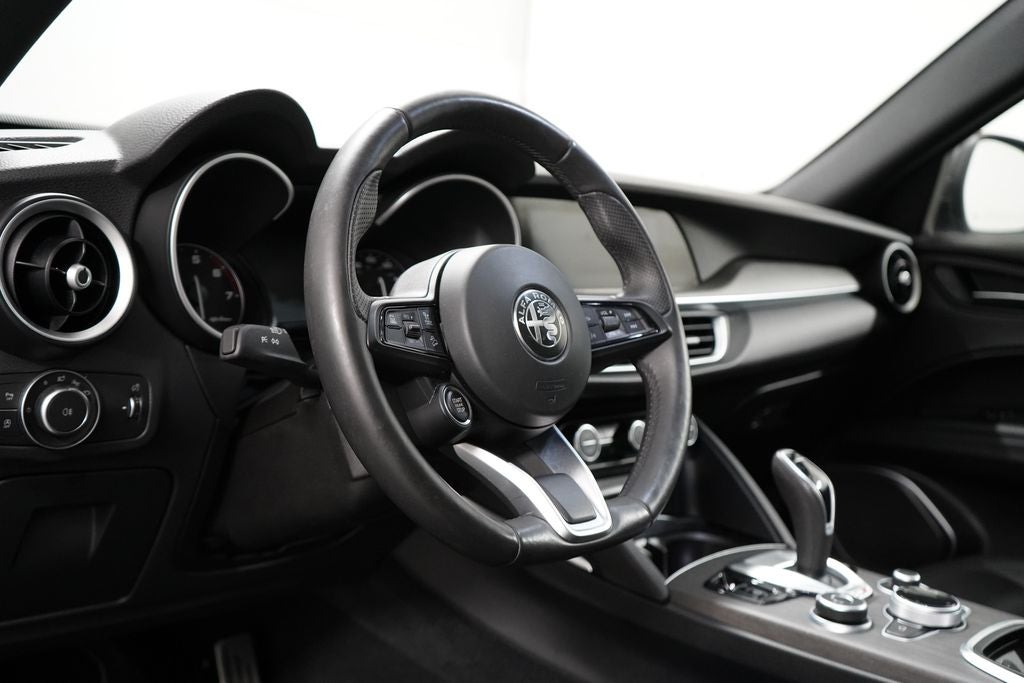 2023 Alfa Romeo Stelvio Ti