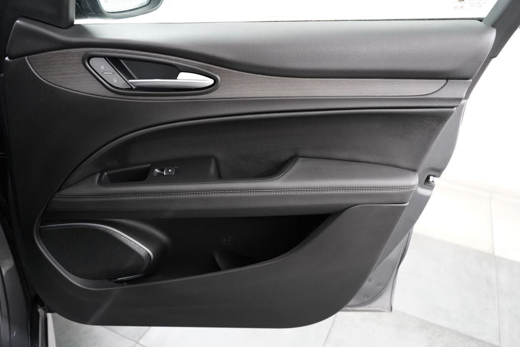 2023 Alfa Romeo Stelvio Ti