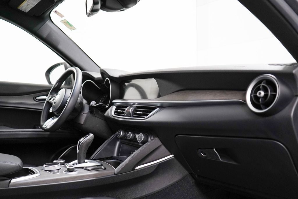 2023 Alfa Romeo Stelvio Ti