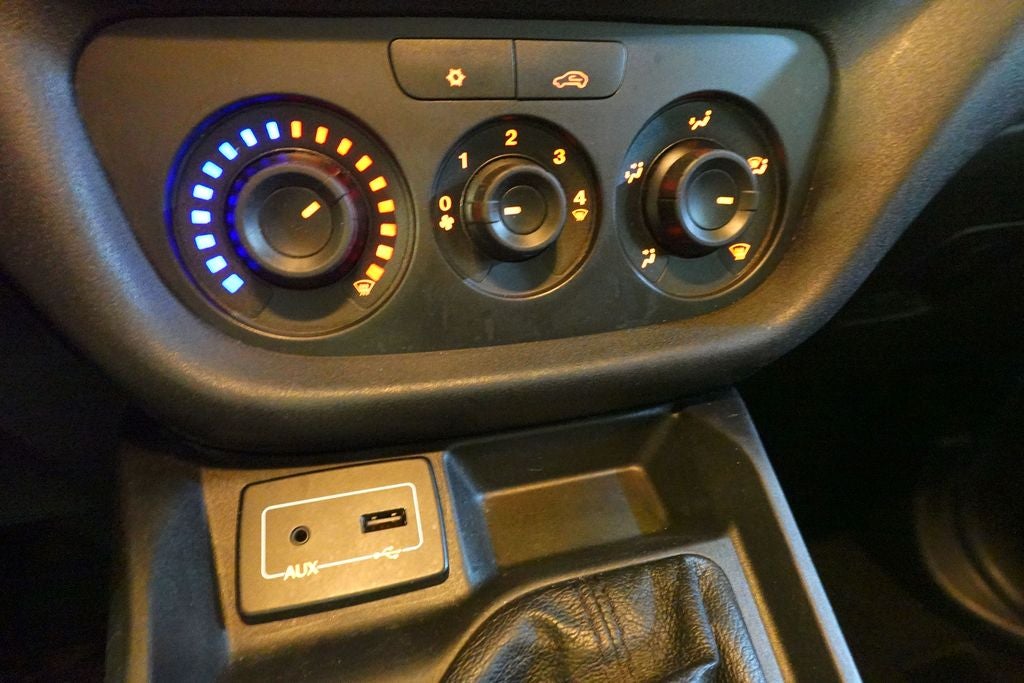 2016 RAM ProMaster City SLT 122 WB