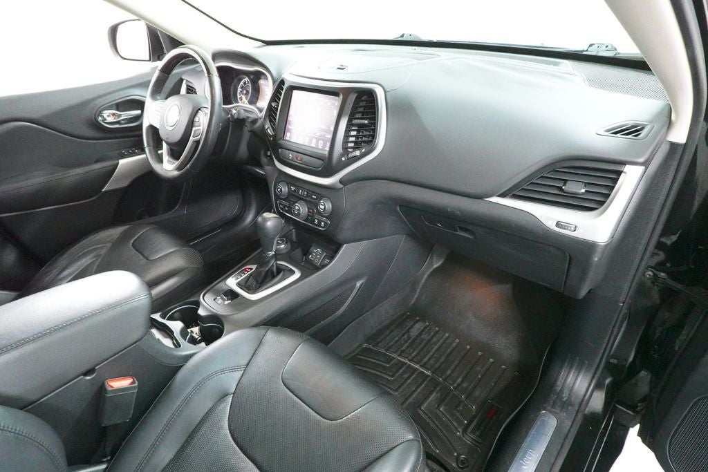 2017 Jeep Cherokee Overland