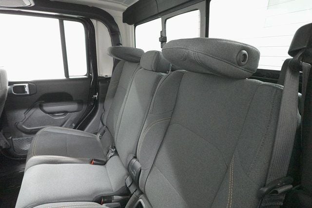 2024 Jeep Gladiator Nighthawk