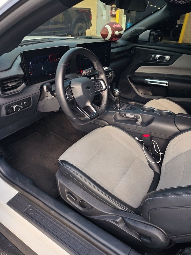 2024 Ford Mustang EcoBoost