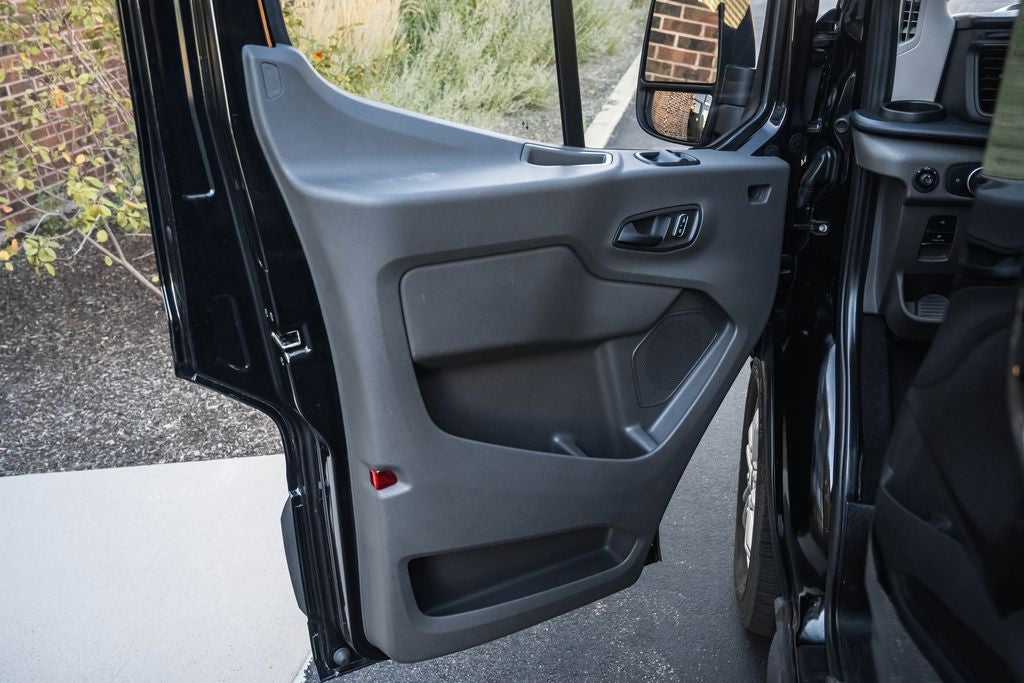 2025 Ford Transit-350 XLT