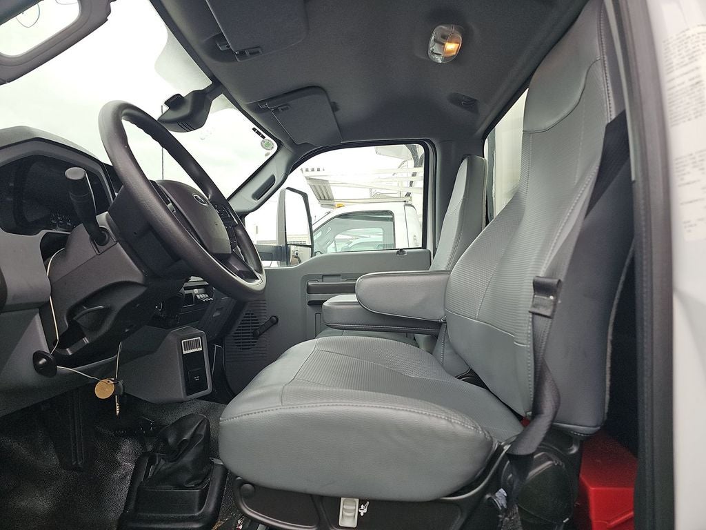 2023 Ford F-650SD Base