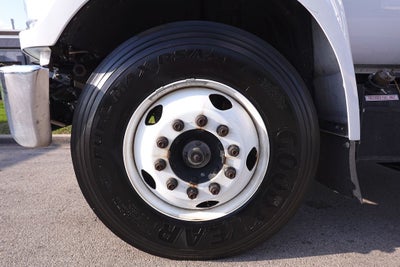 2023 Ford F-650SD Base