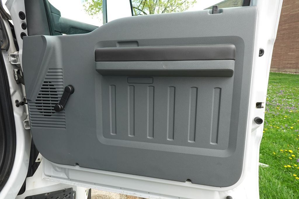 2023 Ford F-650SD Base