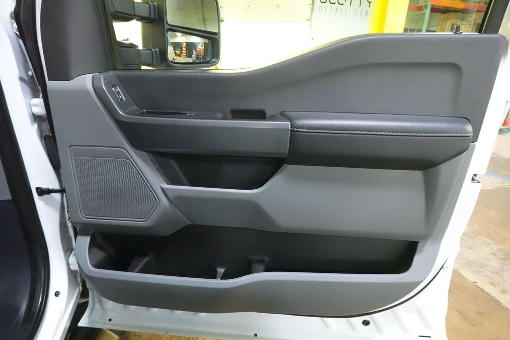 2023 Ford F-350SD XLT 145 WB