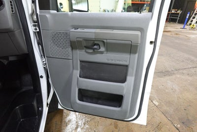 2011 Ford E-350SD Base Cutaway