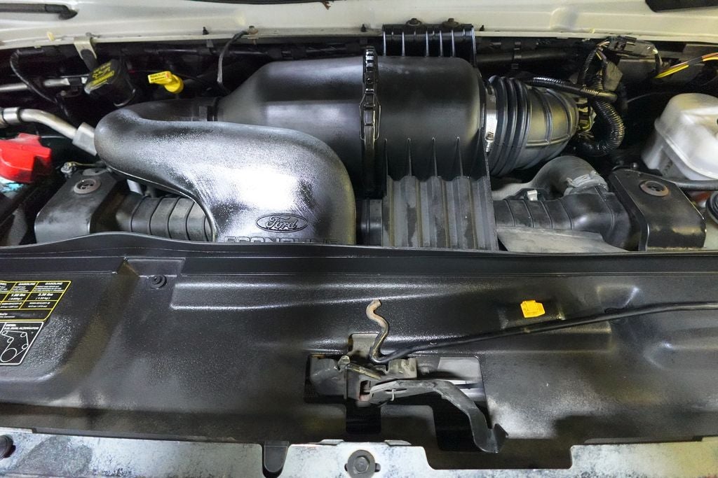 2011 Ford E-350SD Base Cutaway