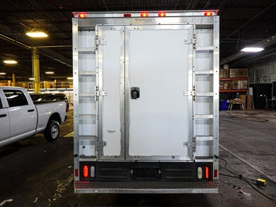 2011 Ford E-350SD Base Cutaway