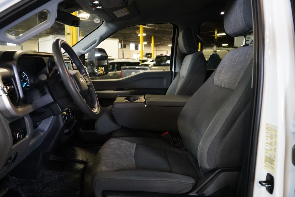 2025 Ford F-550SD XLT DRW
