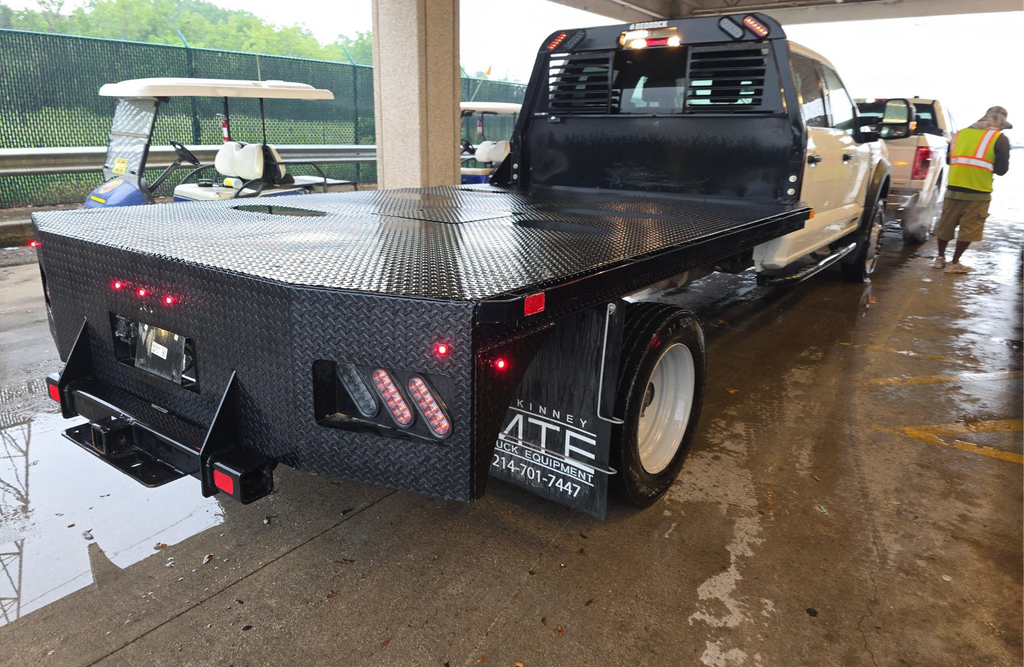 2025 Ford F-550SD XLT DRW