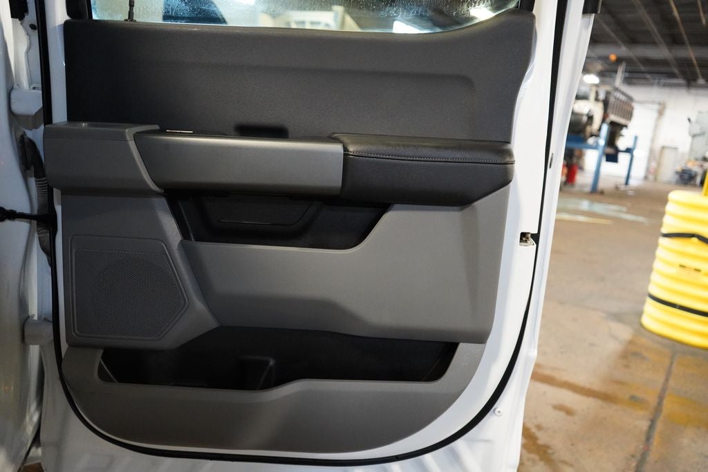 2025 Ford F-550SD XLT DRW