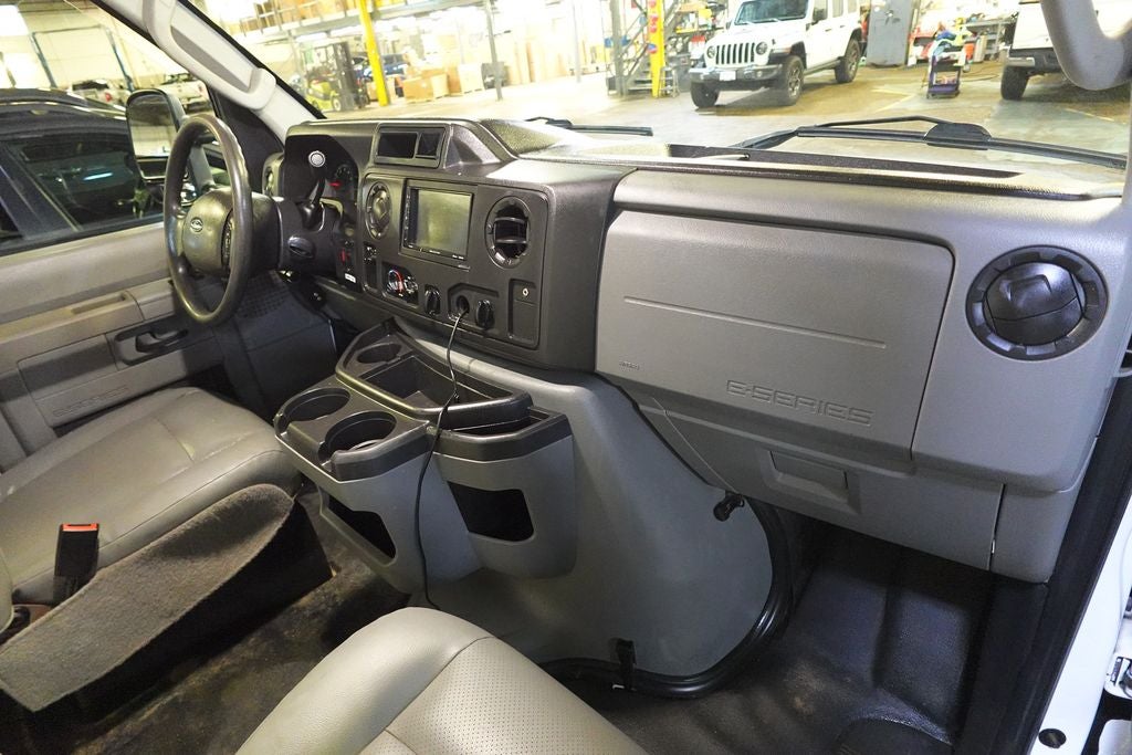 2019 Ford E-350SD Base Cutaway