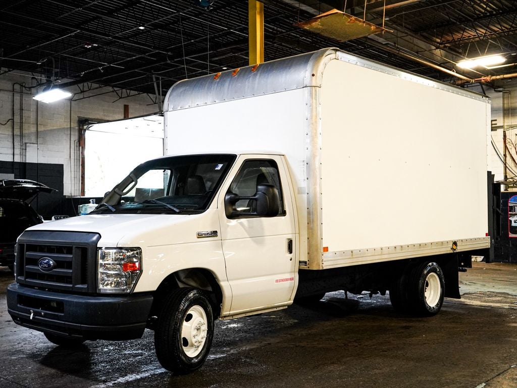 2019 Ford E-350SD Base Cutaway