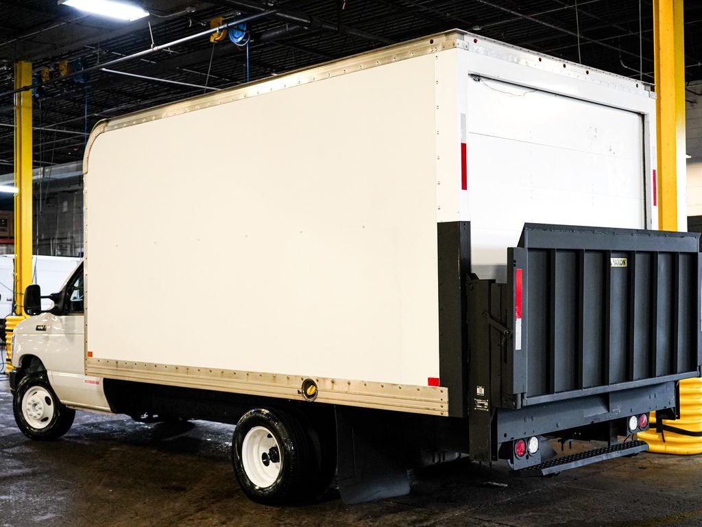2019 Ford E-350SD Base Cutaway