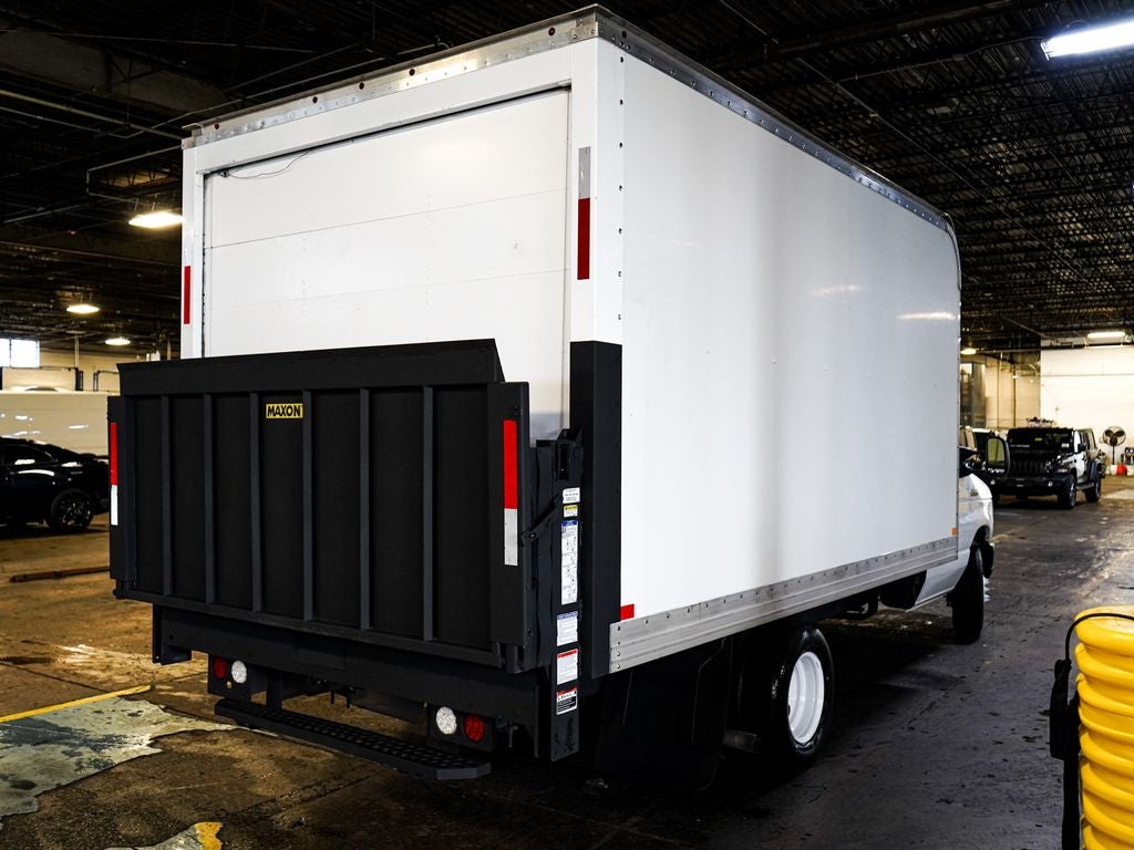 2019 Ford E-350SD Base Cutaway