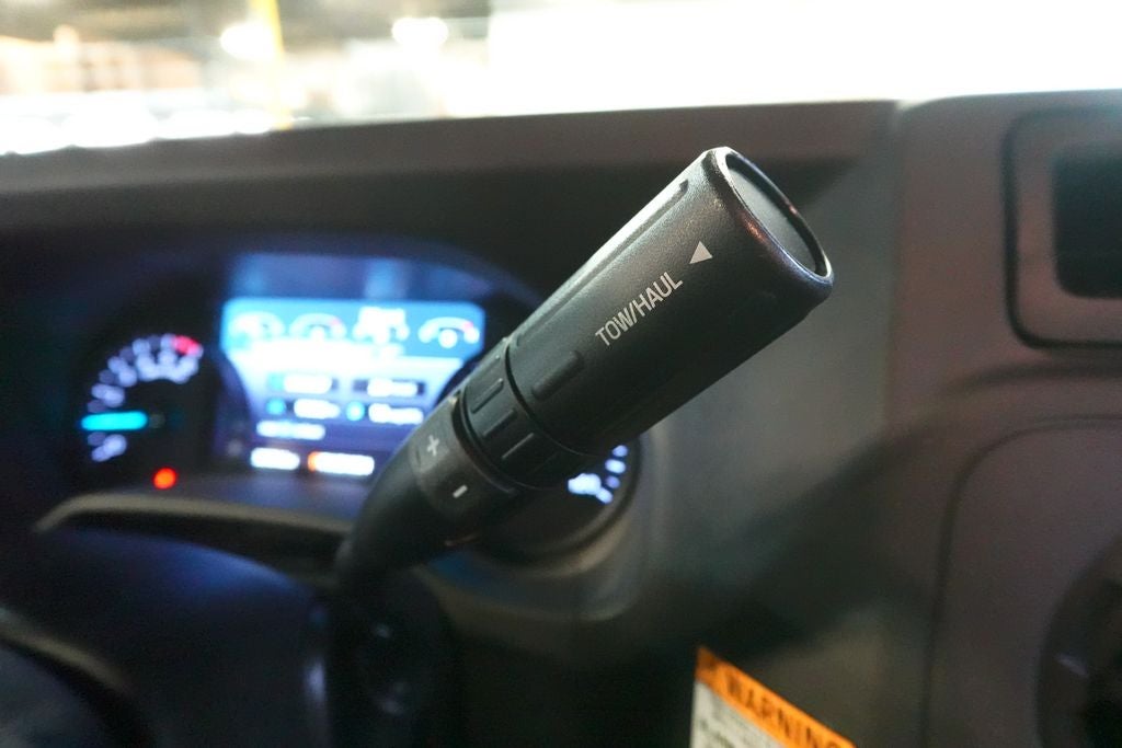 2022 Ford E-450SD Base DRW