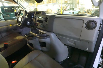 2022 Ford E-450SD Base DRW