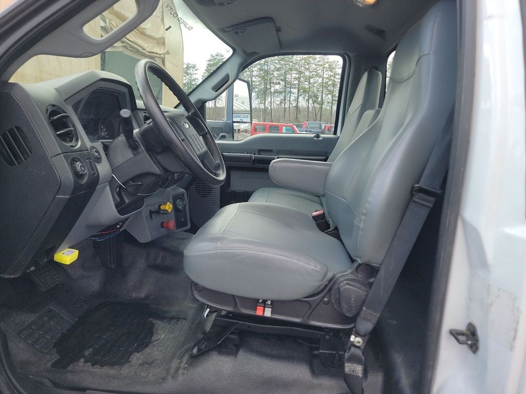 2019 Ford F-750SD Base