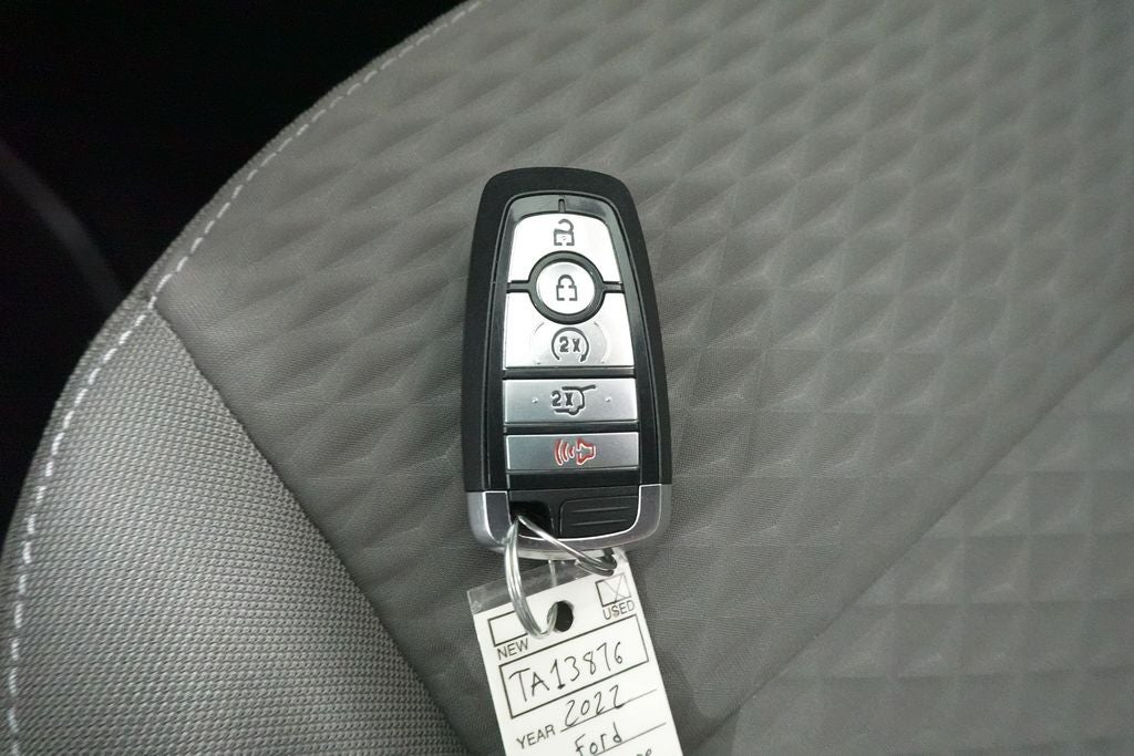 2022 Ford Escape Hybrid SE