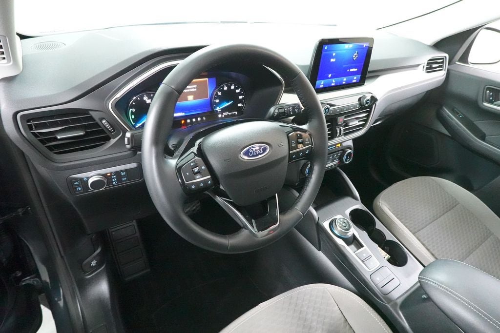 2022 Ford Escape Hybrid SE