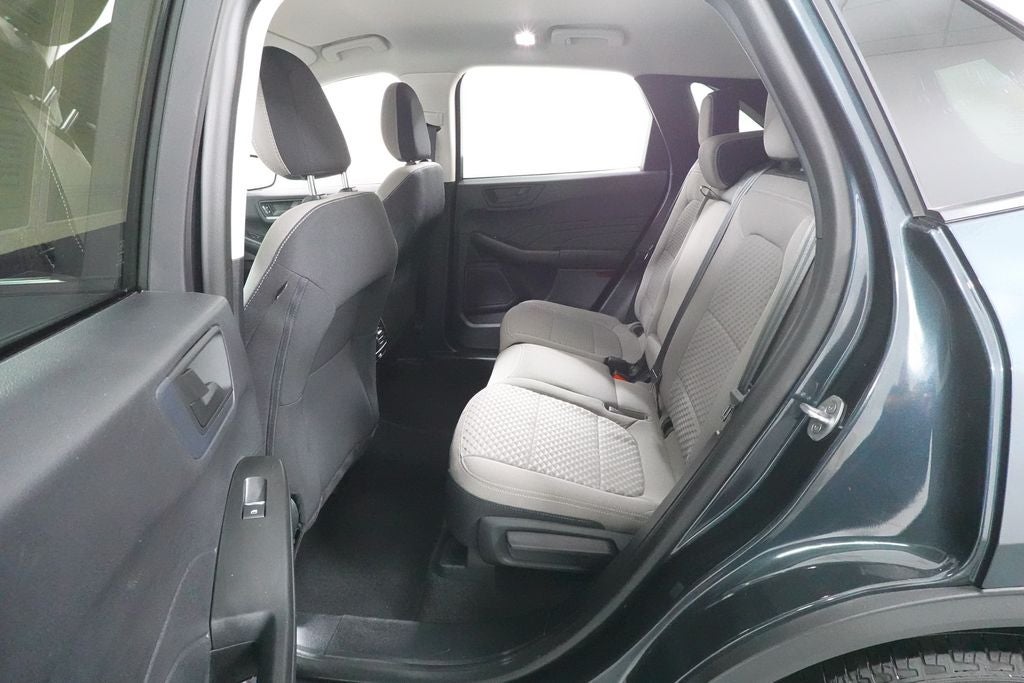 2022 Ford Escape Hybrid SE