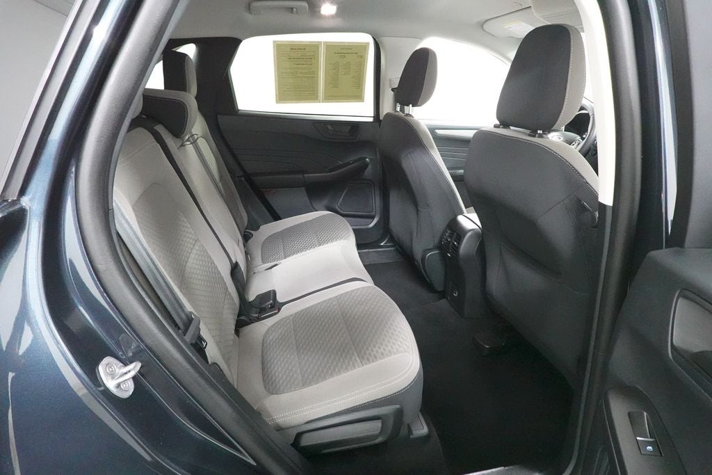 2022 Ford Escape Hybrid SE