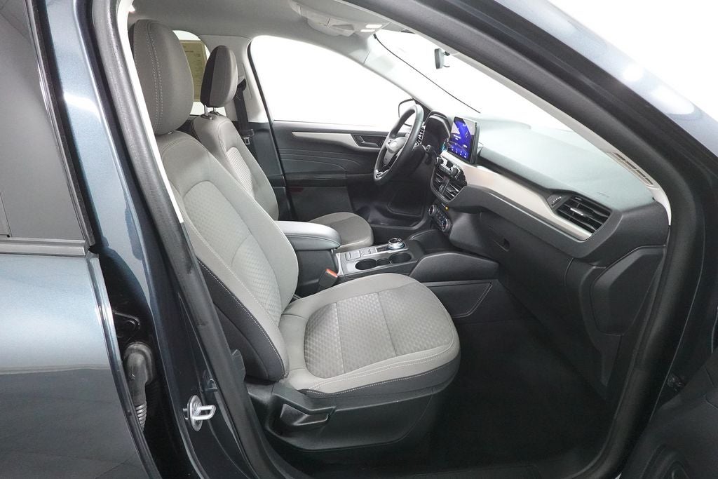 2022 Ford Escape Hybrid SE