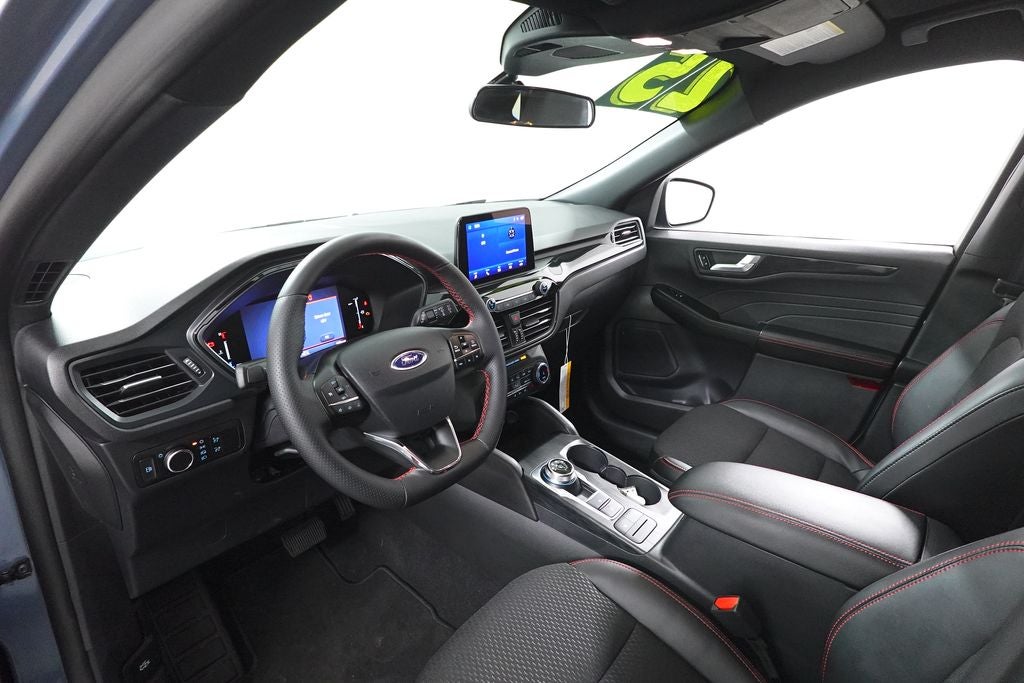 2025 Ford Escape Hybrid ST-Line