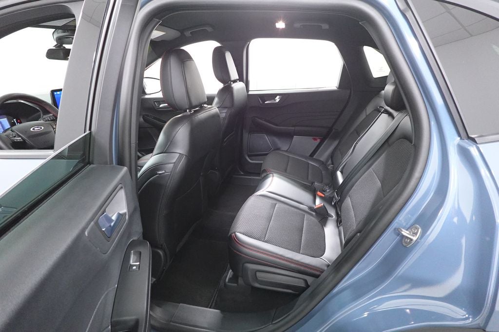 2025 Ford Escape Hybrid ST-Line