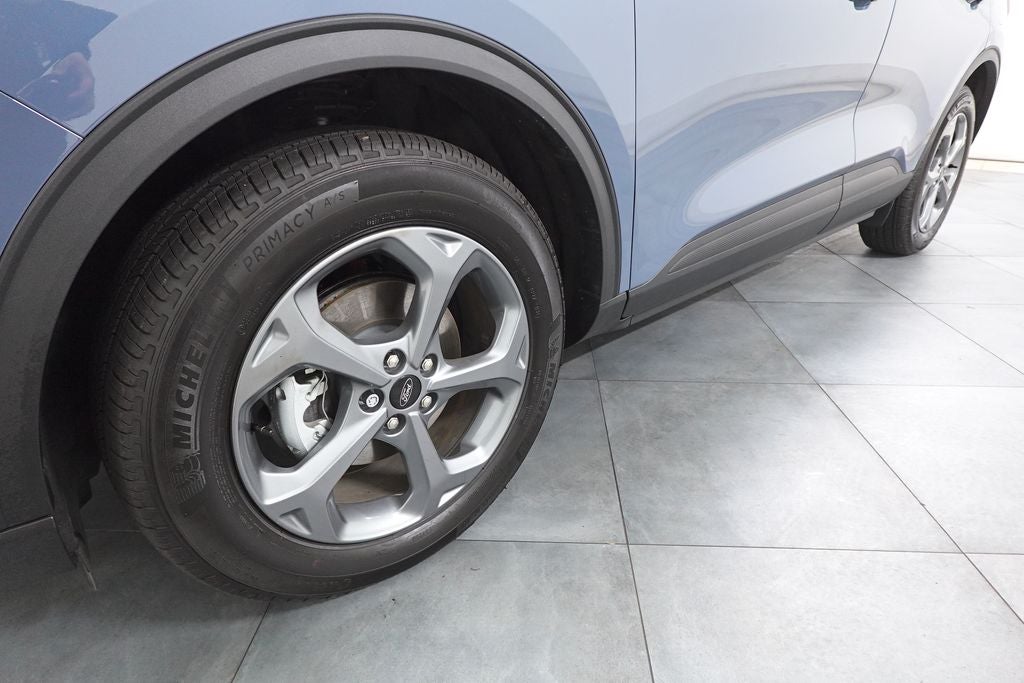 2025 Ford Escape Hybrid ST-Line