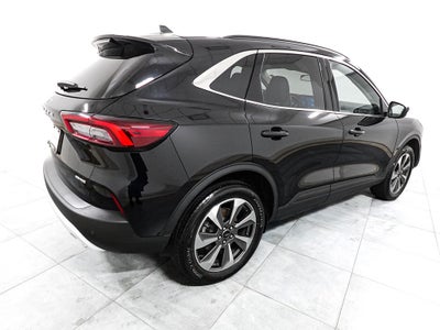 2025 Ford Escape Platinum